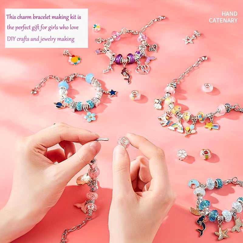 Kit de création de bracelets à breloques de 134 pièces – Ensemble de perles DIY mignon pour bijoux avec 120 perles, 6 bracelets, 6 colliers, boîte à bijoux et sac cadeau, meilleur cadeau d'anniversaire ou de Nouvel An pour filles, enfants et adolescentes