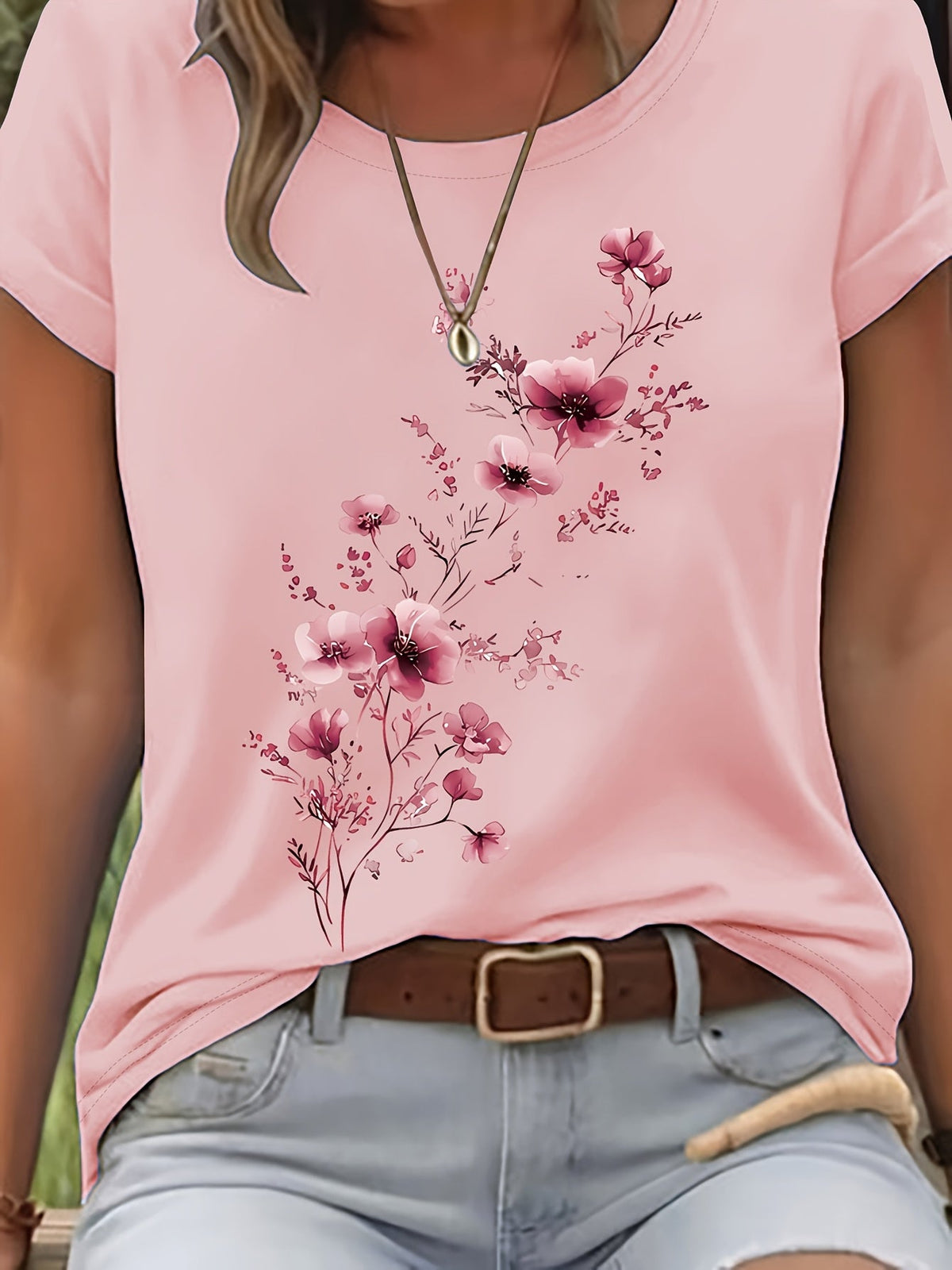 T-shirt pour femme à motif floral aquarelle – Haut décontracté élégant à col rond et manches courtes pour le printemps et l'été