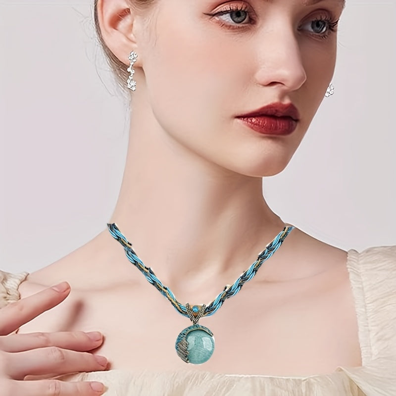 Collier ras-du-cou bohème avec pendentif en turquoise et strass pour femme, bijou vintage à chaîne en corde tressée torsadée, ajustable et imposant