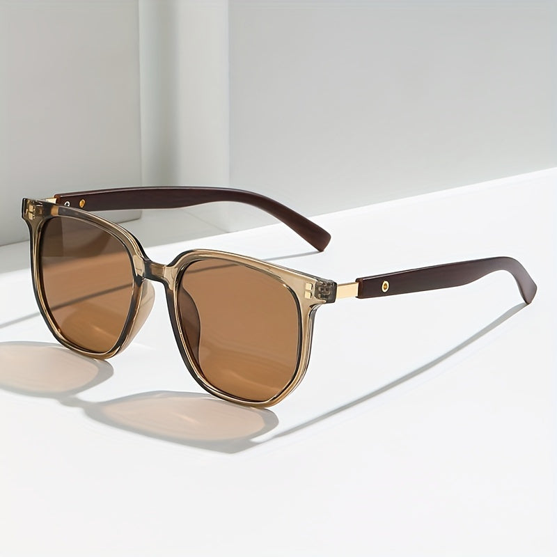 Lunettes de soleil unisexes vintage avec détails à clous, verres polarisés TR UV400 - Lunettes rétro style urbain pour hommes et femmes, idéales pour la conduite, les voyages et le quotidien, monture TR légère