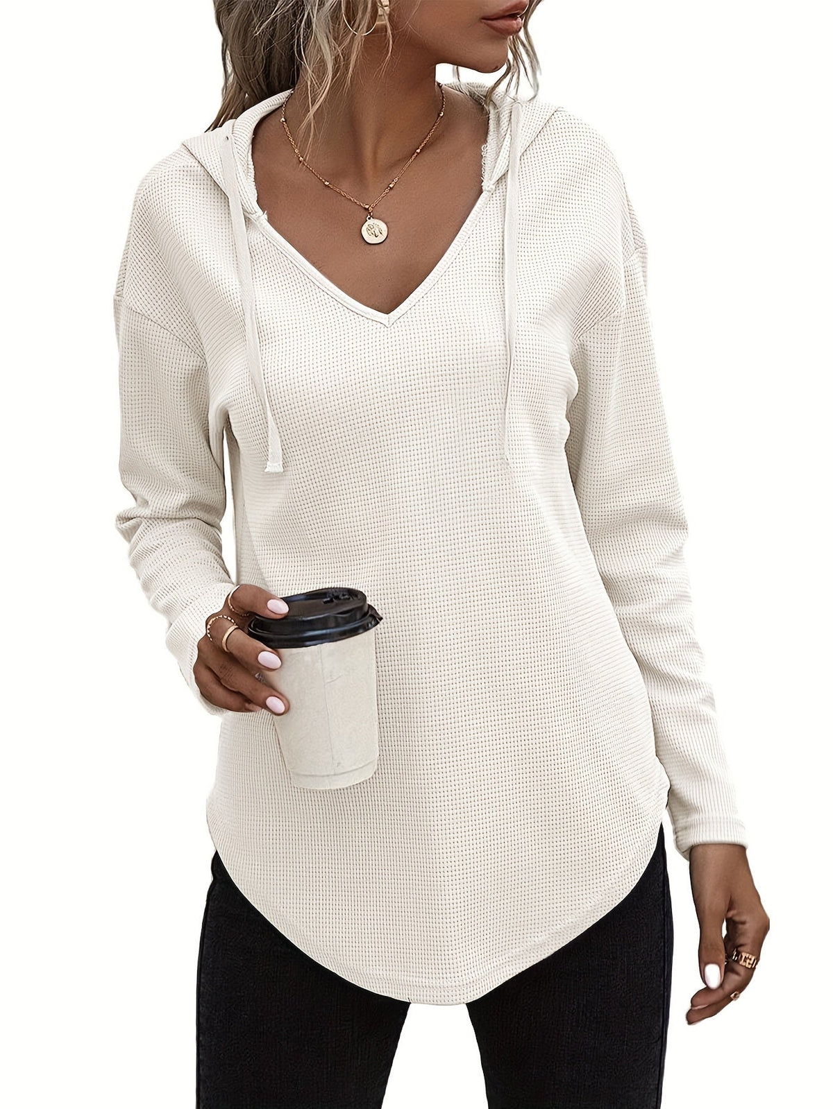 Sweat-shirt à capuche pour femme avec ourlet asymétrique, col en V et cordon de serrage - Pull décontracté à manches longues en maille pour l'automne et l'hiver