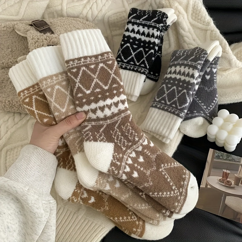Lot de 5 paires de chaussettes thermiques d'hiver pour femme – Chaussettes mi-mollet chaudes et duveteuses à motif losanges ethniques, tissu doux et confortable pour les trajets en extérieur et au quotidien, multicolores