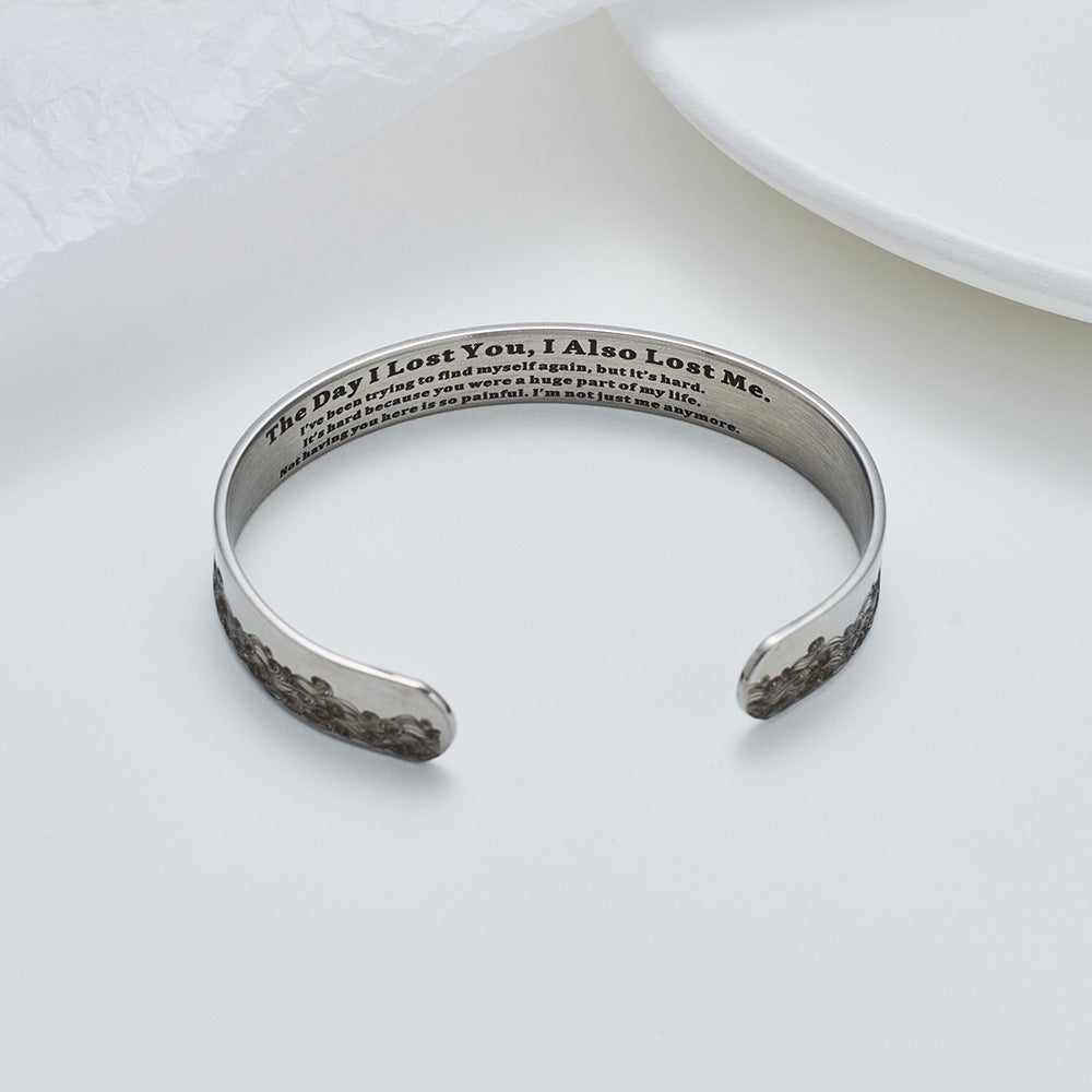 Bracelet jonc ouvert réglable en mémoire d'un animal de compagnie pour les amoureux des animaux – Bijou commémoratif style vintage, bracelet argenté en forme de C, cadeau attentionné de sympathie et d'anniversaire pour la perte d'un animal