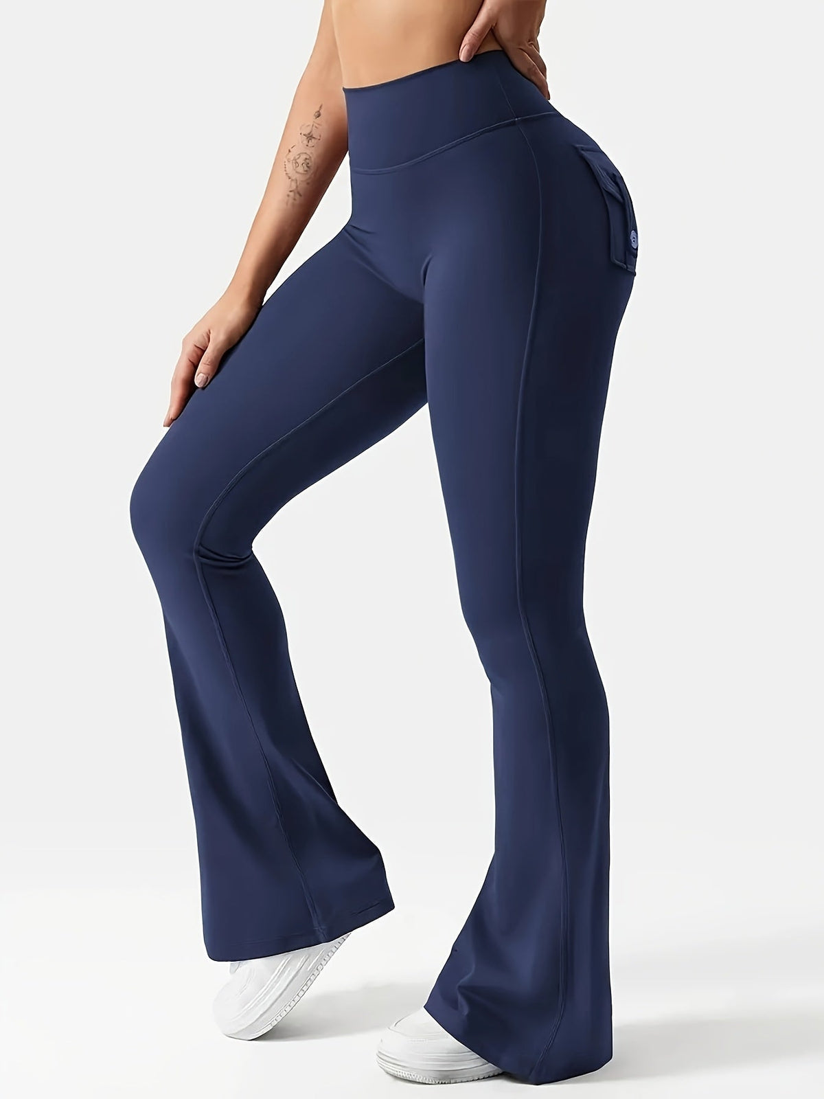 Ensemble 3 pièces pour femme : pantalon de yoga évasé à taille haute avec ceinture et poches, legging galbant effet push-up, squat-proof, 90 % polyester extensible, coupe évasée pour le sport, la gym, la course et le quotidien