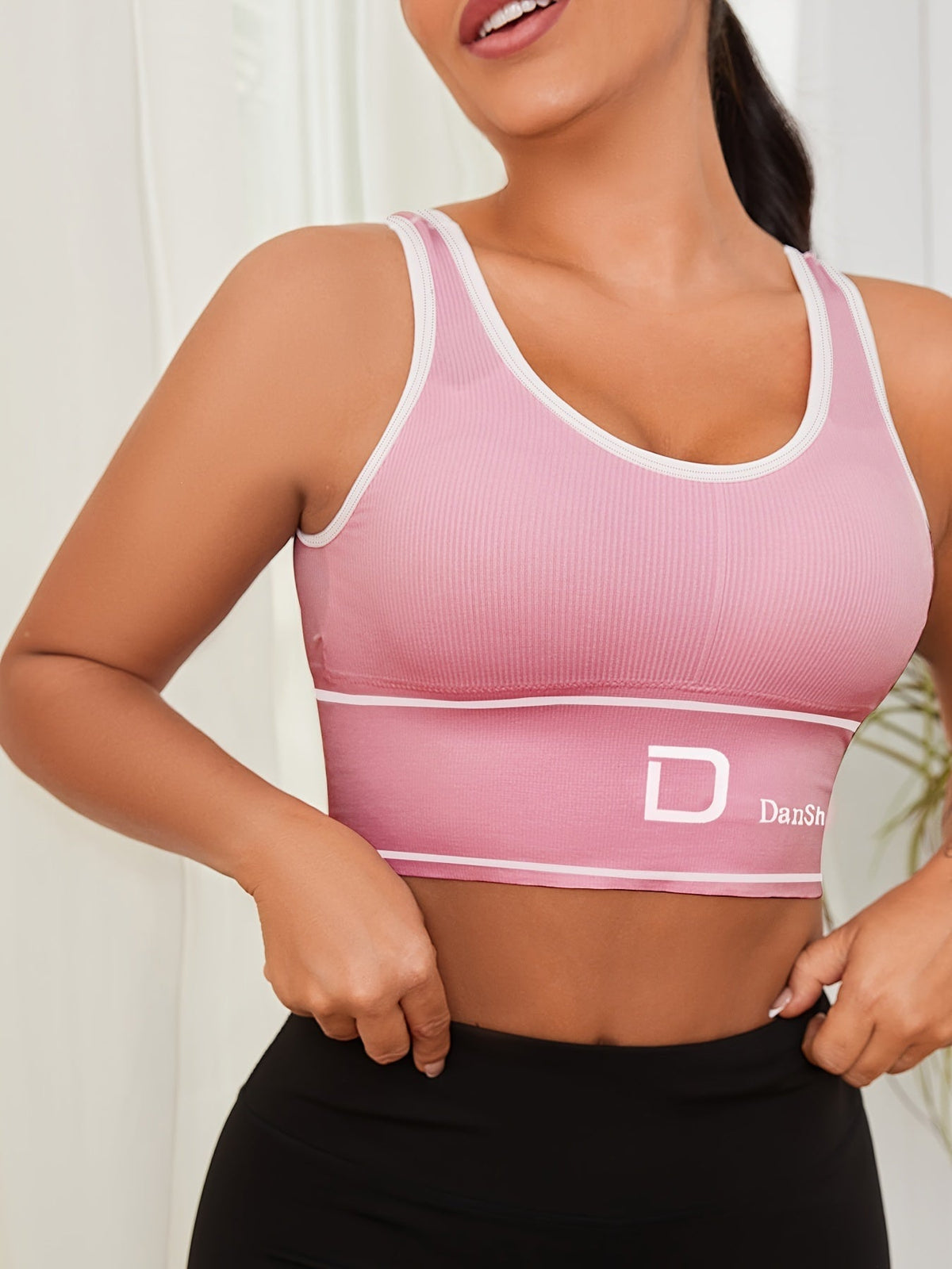 Lot de 5 brassières de sport sans fil – Brassière en nylon haute élasticité à couvrance totale pour yoga, course à pied, salle de sport, respirante et lavable en machine, couleurs assorties, imprimé DANSHEER, pack de brassières de sport pour femmes