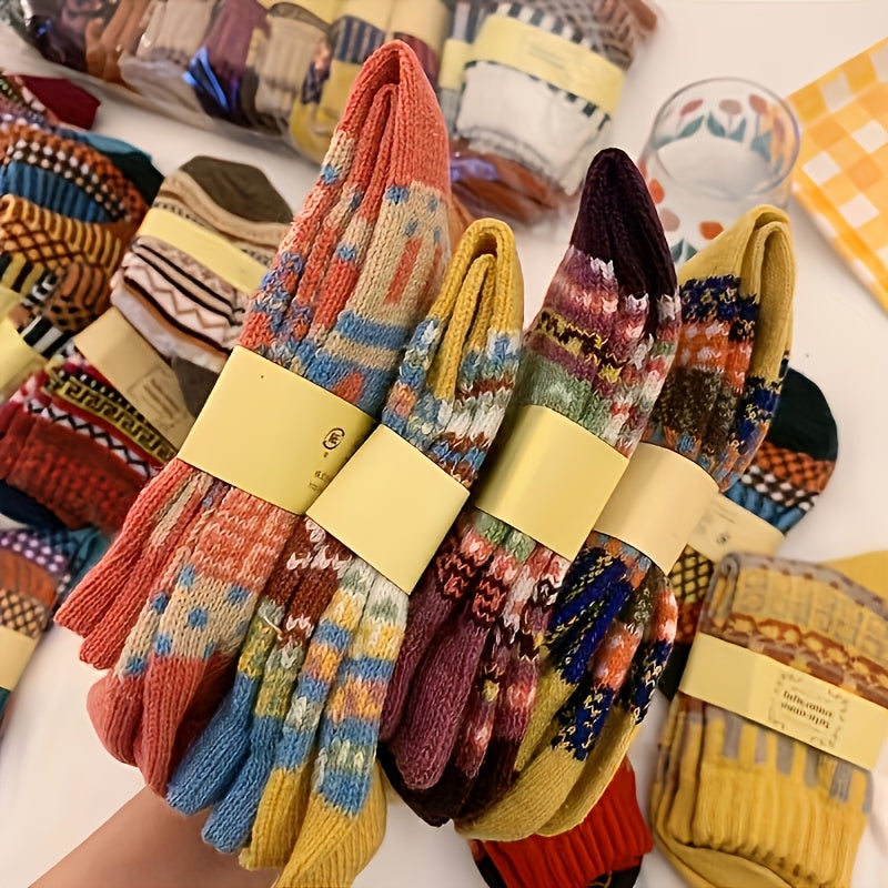 Chaussettes d'hiver épaisses pour femmes, lot de 5 paires – Chaussettes thermiques mi-hautes à carreaux, douces et chaudes pour la randonnée, le ski et les activités extérieures, poids lourd 250g, coffret cadeau de Noël
