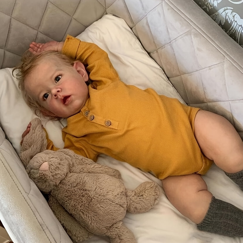 Poupée reborn de 70 cm, réaliste, corps en tissu et vinyle souple, faite à la main, nouveau-né fille avec cheveux implantés, biberon et tétine - BZDOLL Liam, poupée d'artiste pour enfant, cheveux blonds, cadeau