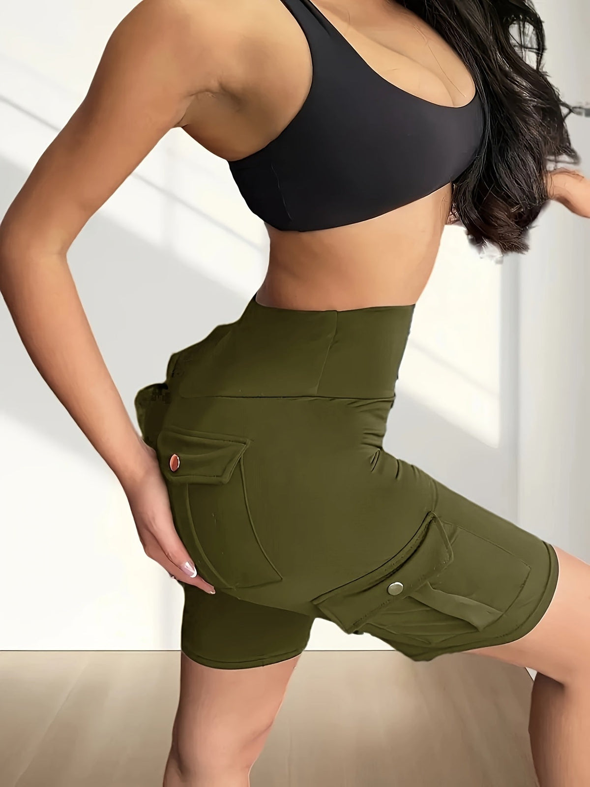 Shorts de yoga taille haute pour femme avec poches – Shorts de sport extensibles et doux, couleur unie, pour le yoga, la gym et la course, coupe flatteuse, vêtements de sport pour le printemps, l'été et l'automne