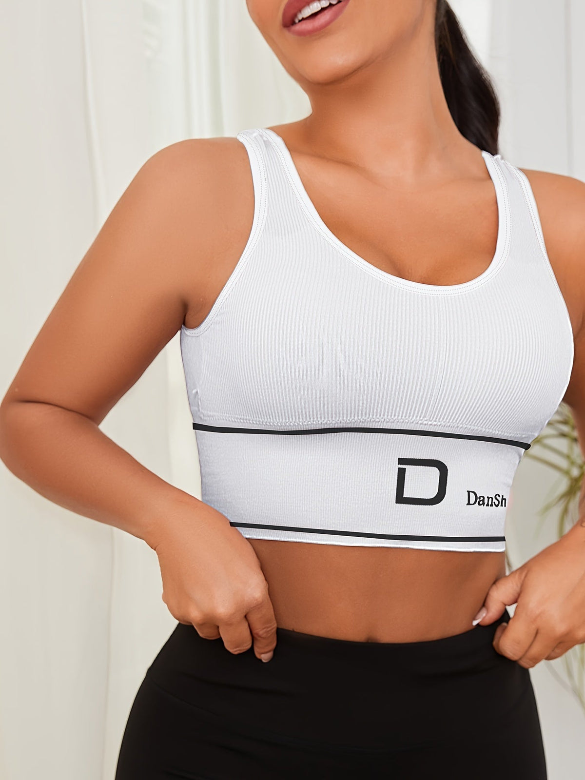 Lot de 5 brassières de sport sans fil – Brassière en nylon haute élasticité à couvrance totale pour yoga, course à pied, salle de sport, respirante et lavable en machine, couleurs assorties, imprimé DANSHEER, pack de brassières de sport pour femmes