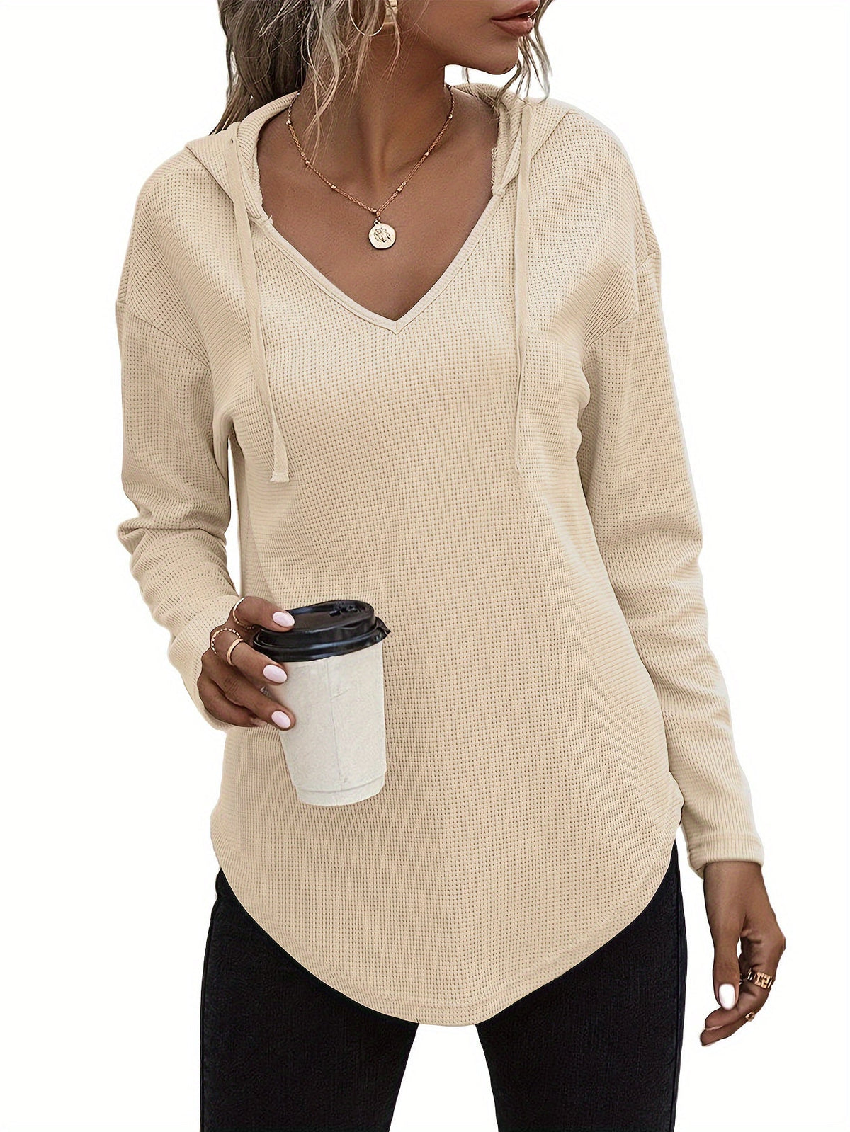 Sweat-shirt à capuche pour femme avec ourlet asymétrique, col en V et cordon de serrage - Pull décontracté à manches longues en maille pour l'automne et l'hiver
