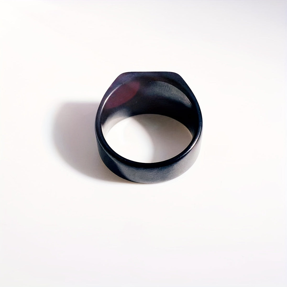 Bague commémorative pour chien gravée au laser – Hommage personnalisé avec photo d'animal de compagnie, anneau carré en acier inoxydable, tailles unisexes 7–12, finition noire, bijou d'amitié commémoratif pour hommes et femmes
