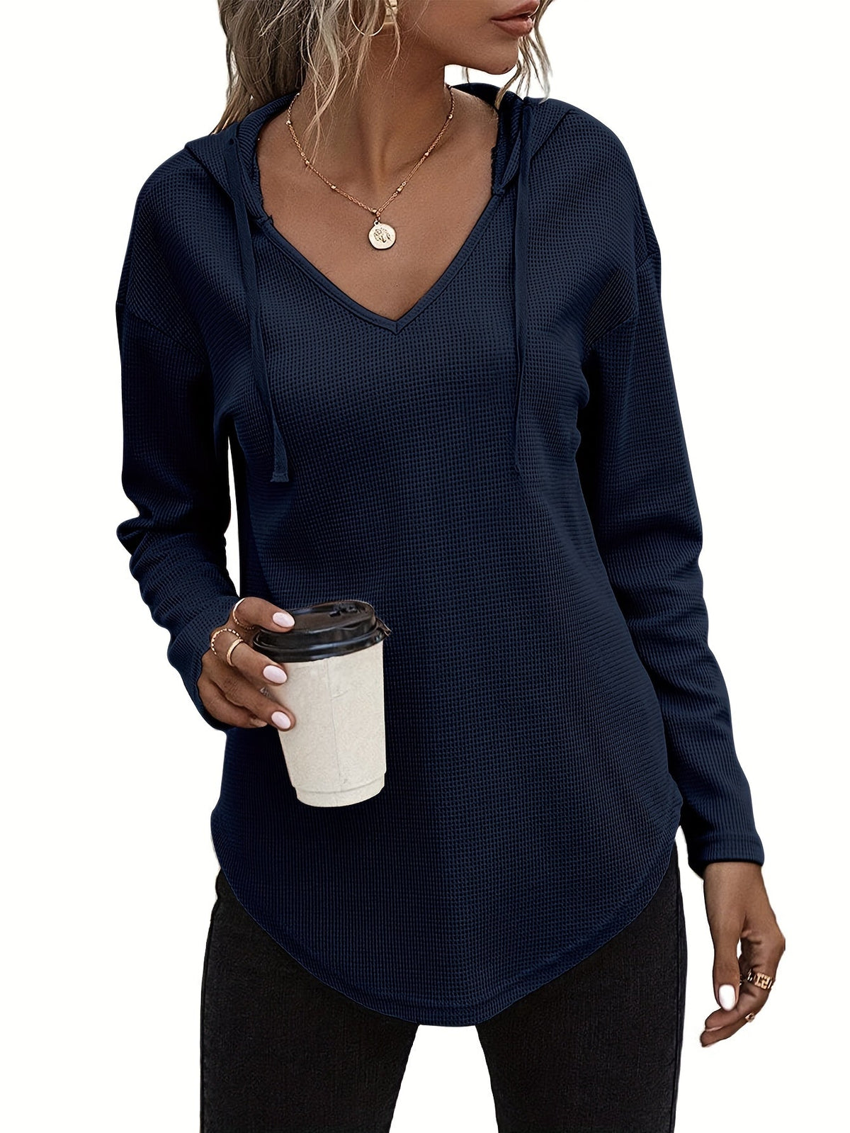 Sweat-shirt à capuche pour femme avec ourlet asymétrique, col en V et cordon de serrage - Pull décontracté à manches longues en maille pour l'automne et l'hiver