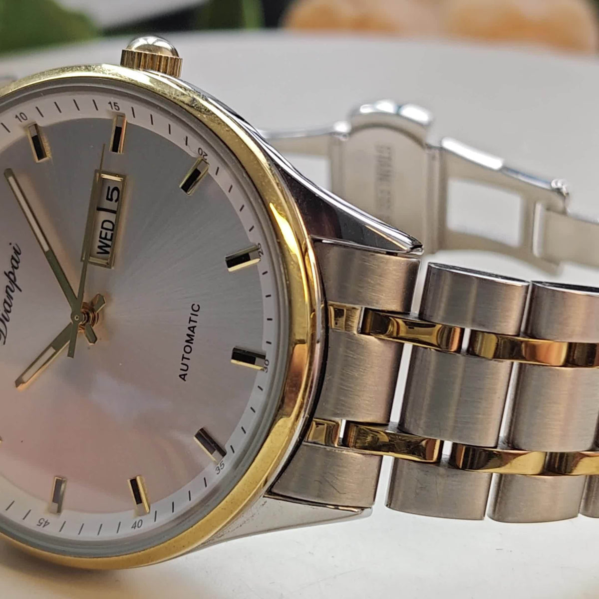 Montre mécanique automatique pour homme – Bracelet fin en acier inoxydable, aiguilles lumineuses, affichage du calendrier, sans pile – Montre de luxe habillée pour le travail, cadeau idéal