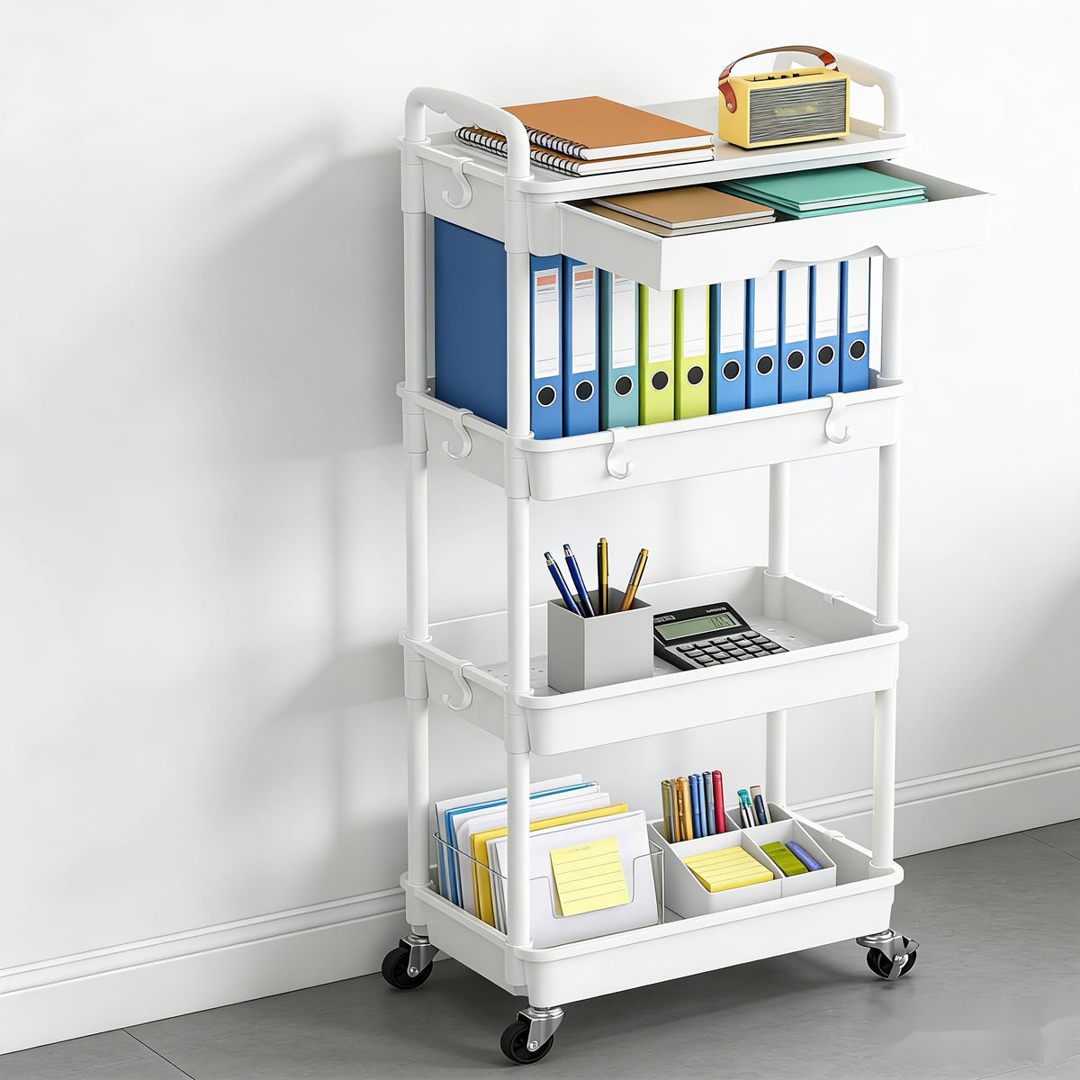 Desserte de rangement à roulettes 3 et 4 niveaux avec tiroir et roues verrouillables – Étagère de rangement multifonctionnelle en plastique pour cuisine, salle de bain, salon, bureau – 7 couleurs