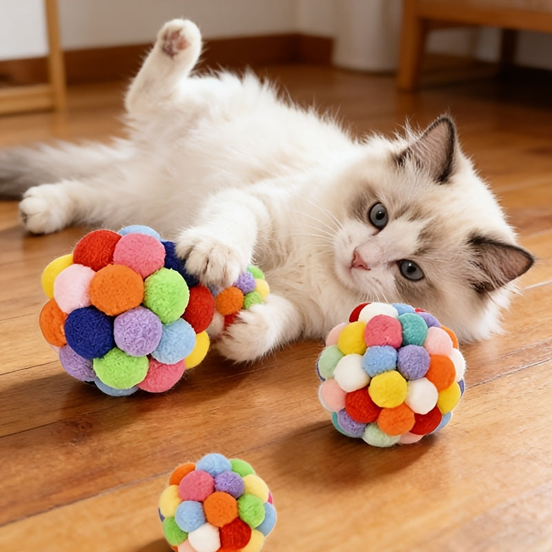 Lot de 2 ou 5 balles à grelot pour chat – Jouets élastiques à mâchouiller pour l'auto-amusement des chats et chatons d'intérieur, balles de chasse légères sans pile aux couleurs aléatoires