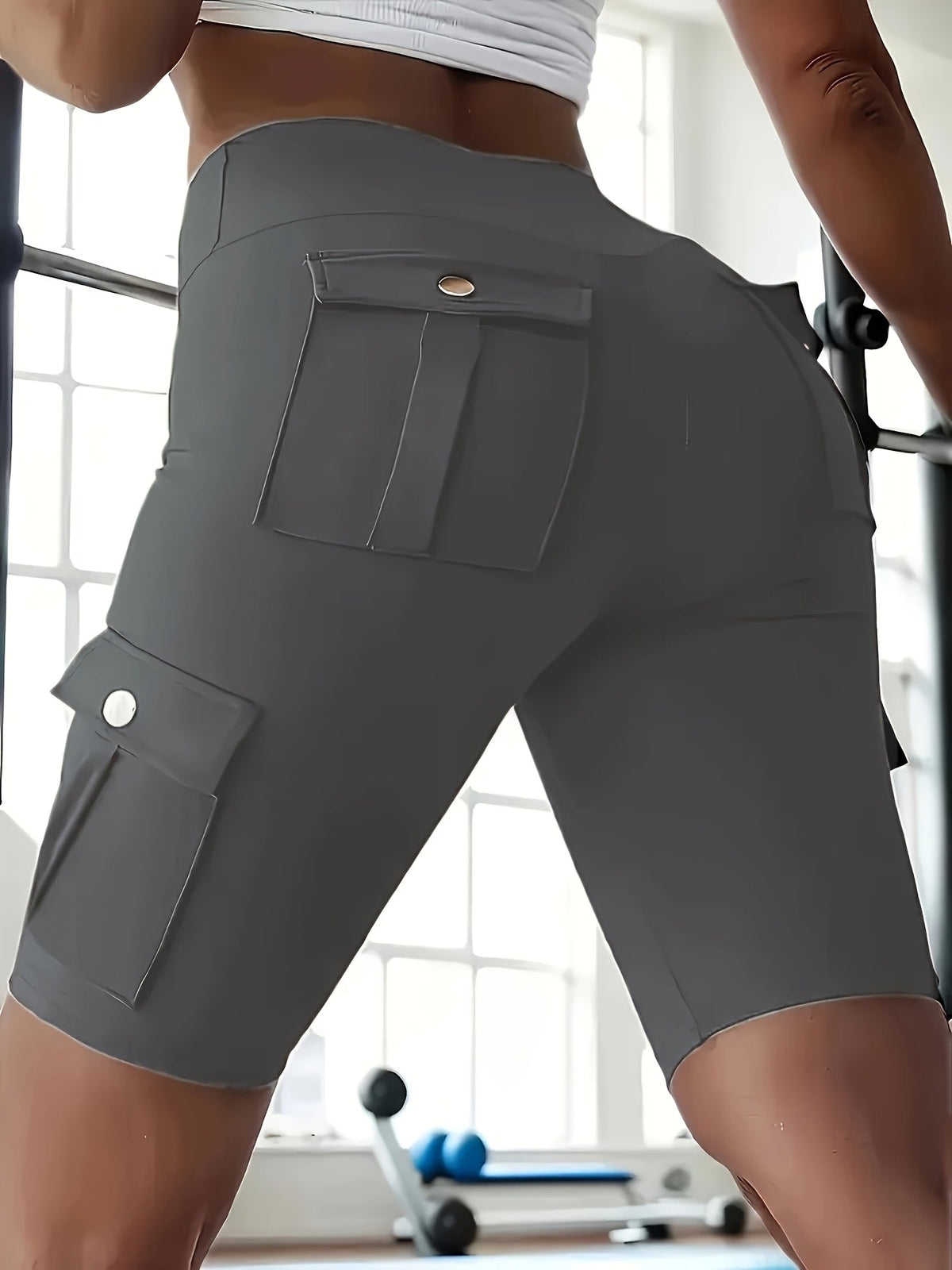Shorts de yoga taille haute pour femme avec poches – Shorts de sport extensibles et doux, couleur unie, pour le yoga, la gym et la course, coupe flatteuse, vêtements de sport pour le printemps, l'été et l'automne