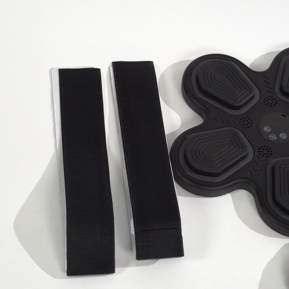 Machine de boxe musicale intelligente avec gants – Montage mural, éclairage rythmique LED, Bluetooth, 9 modes de vitesse, compteur de coups LED intelligent, cadeau de fitness pour salle de sport à domicile pour adultes et adolescents