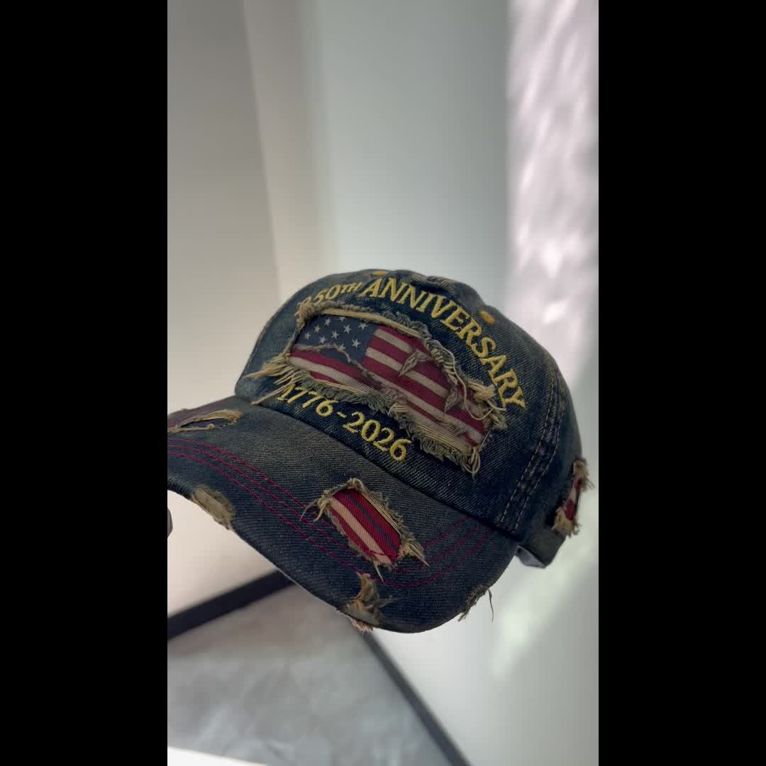 Ensemble casquette de baseball en jean vieilli brodé patriotique et bracelet – Cadeau du 250e anniversaire de l'indépendance des États-Unis, thème drapeau américain, casquette unisexe réglable pour les célébrations du 4 juillet