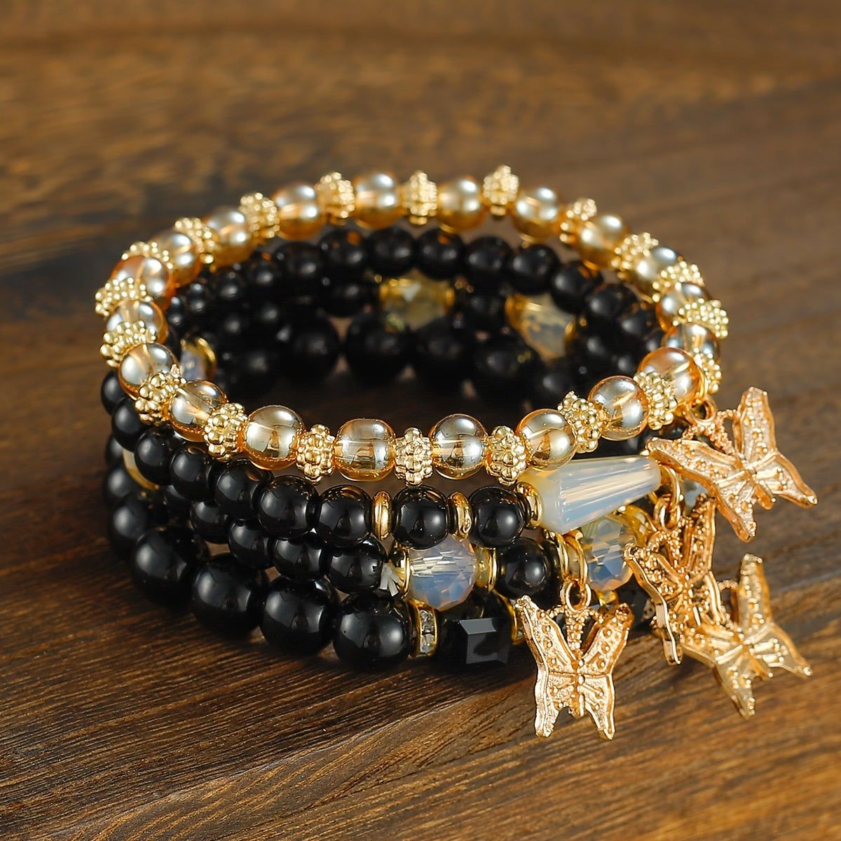 Ensemble de bracelets bohèmes à perles papillon pour femmes – Bracelets élastiques étincelants superposables à breloques, lot de 4, 8 et 16 pièces, cadeau idéal pour femmes élégantes