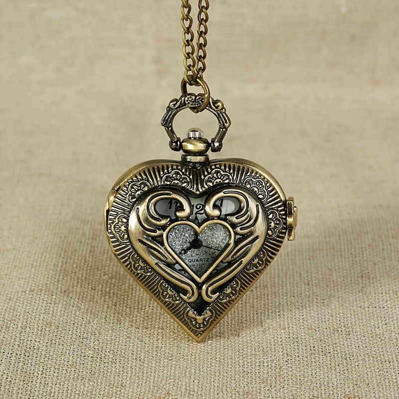 Collier montre de poche argenté en forme de cœur ajouré pour femme - Montre pendentif à quartz élégante, bijou vintage en acier inoxydable, cadeau idéal pour la fête des mères, la Saint-Valentin et les anniversaires