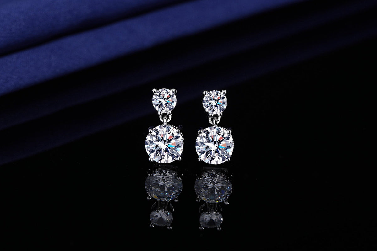 Boucles d'oreilles clous en mo issanite de 5 carats pour femme – Boucles d'oreilles pendantes en argent sterling 925, bijou de luxe brillant, cadeau idéal pour Noël, la Saint-Valentin et les occasions spéciales