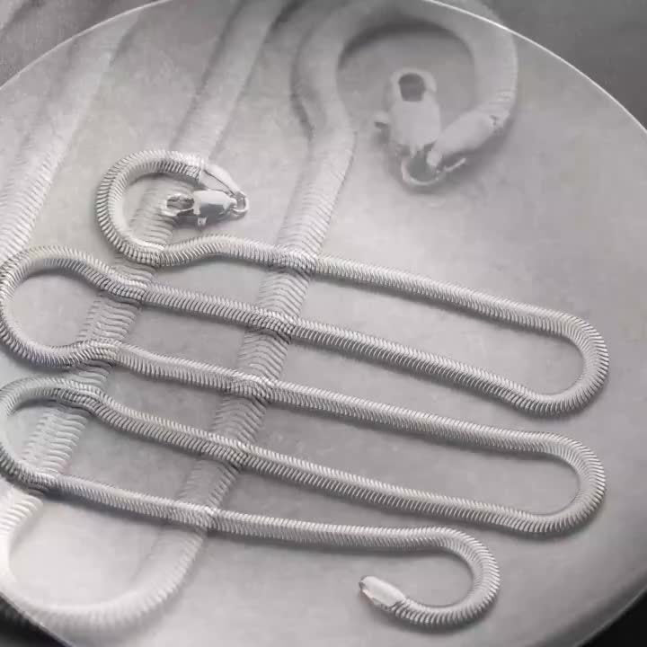 Collier chaîne serpent plat en argent sterling S925 unisexe – Collier artisanal hypoallergénique, longueurs de 18 à 22 pouces, style superposable, cadeau idéal pour elle ou lui