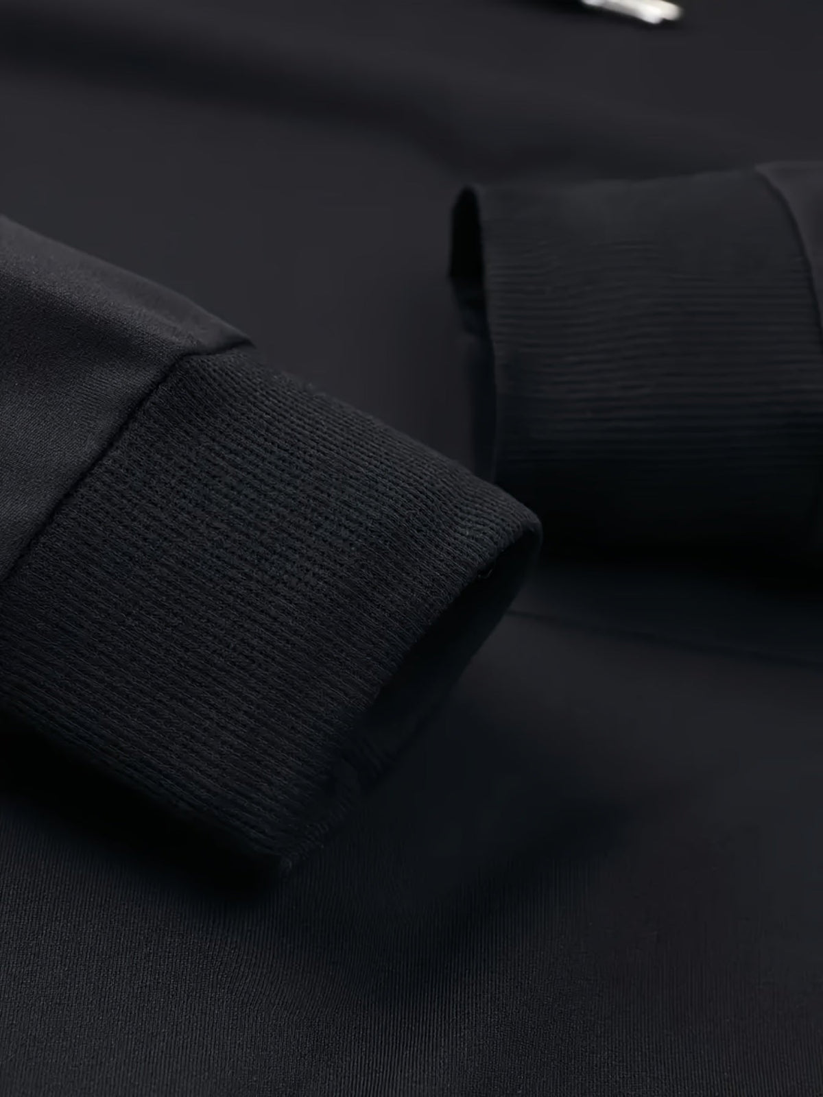 Ensemble de survêtement pour homme, lot de 6 pièces, sweat à capuche décontracté à manches longues avec cordon de serrage, pantalon de jogging, tissu tricoté, noir, rouge, gris, couleur unie, tenue de sport, coupe régulière, tenue d'entraînement.