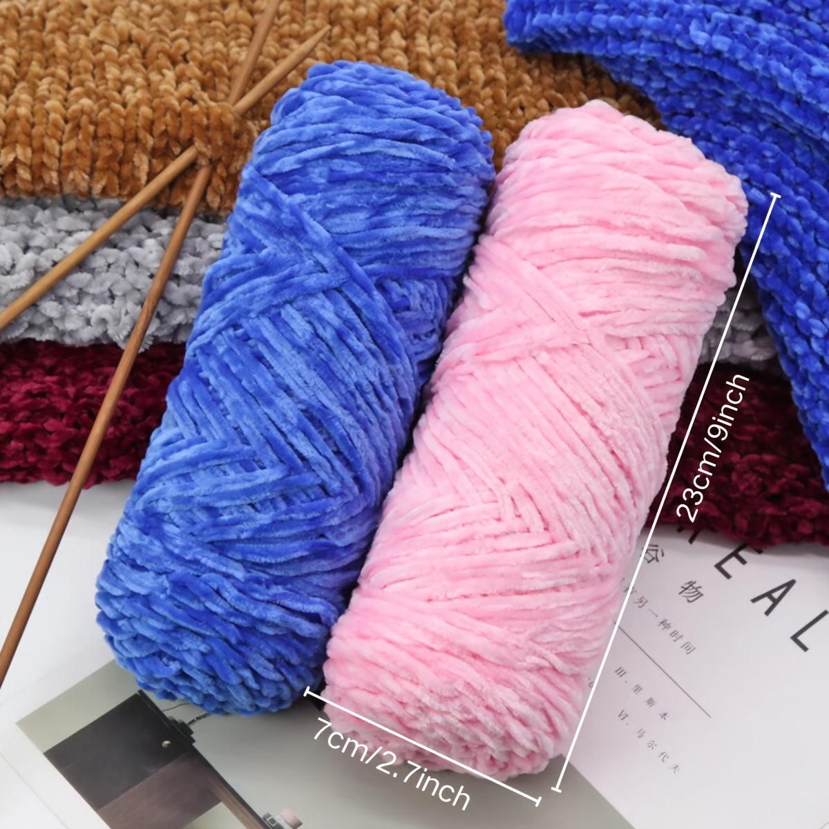Fil chenille velours, lot de 3 pelotes de 300 g (3 x 100 g), laine douce et épaisse pour tricot et crochet, 47 couleurs, idéal pour débutants, artisanat de luxe pour pulls, écharpes, bonnets, poupées, sacs, amigurumi et projets DIY