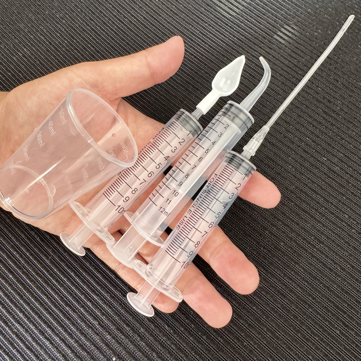 Kit de 6 tubes de seringue pour nourrissage d'oiseaux, kit d'élevage à la main pour oisillons, perroquets et petits animaux, sonde de gavage en plastique avec tube gradué, fournitures pour élevage à la main, usage vétérinaire et laboratoire