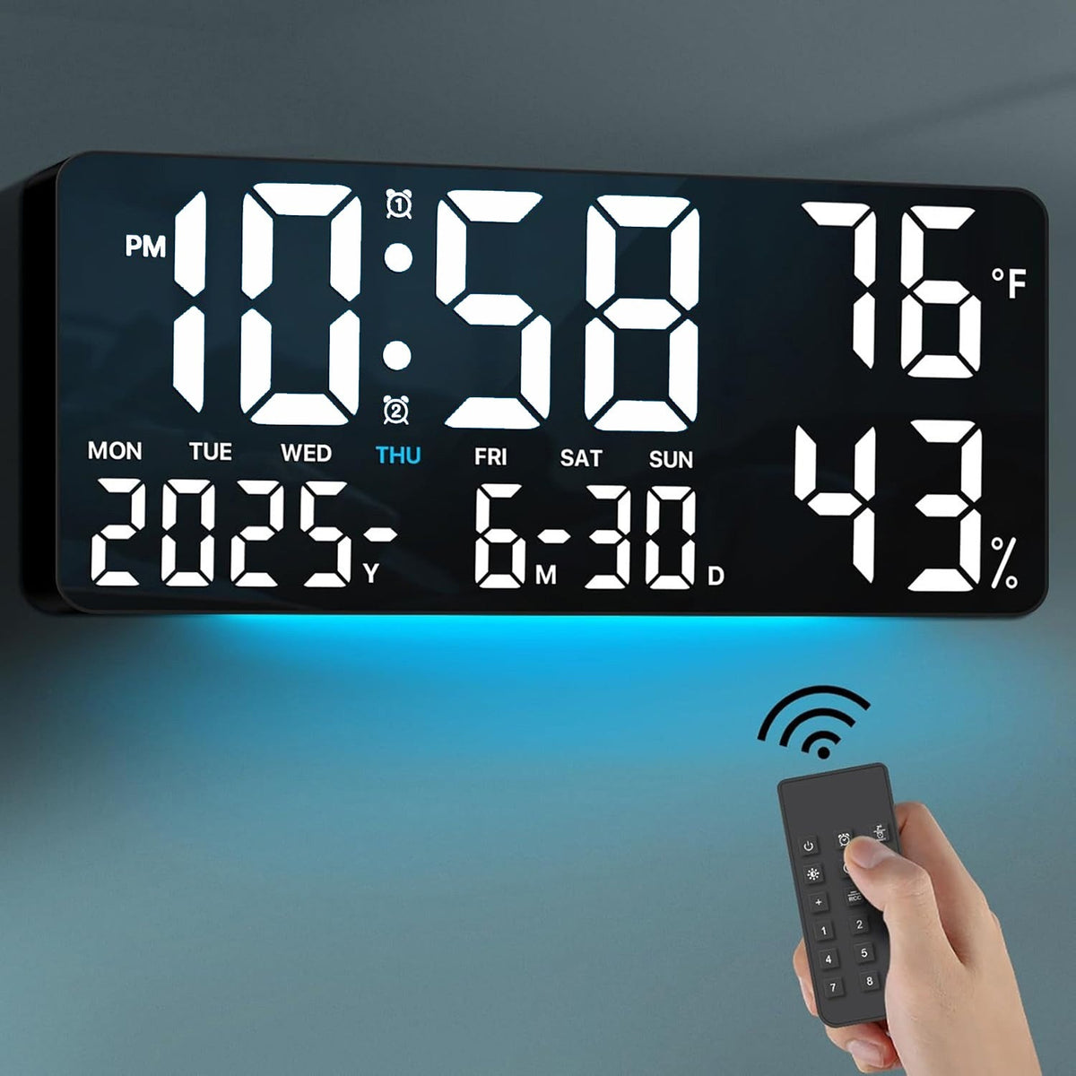 Réveil LED à grand écran avec télécommande à atténuation automatique – Horloge numérique de 15 pouces affichant l'heure, la date, le jour de la semaine, la température et l'humidité – Horloge de chevet pour seniors, salon, bureau