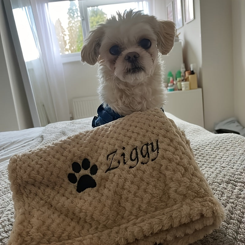 Couverture pour animaux de compagnie brodée personnalisée – Plaid personnalisé avec nom ou initiales, couverture douillette et douce pour petits chiens et chats, cadeau de décoration chaleureux pour panier d'animal