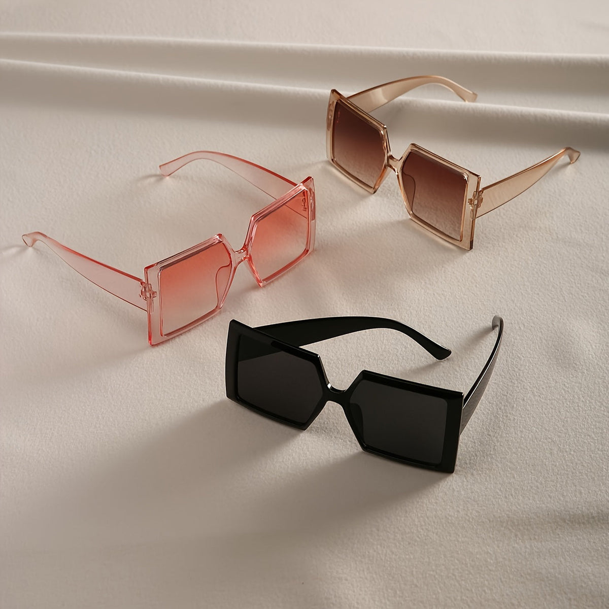 Lot de 3 paires de lunettes de soleil tendance pour femme, monture oversize carrée et plate - Style rétro chic en rose, champagne et noir pour la plage, la conduite, le voyage et le quotidien