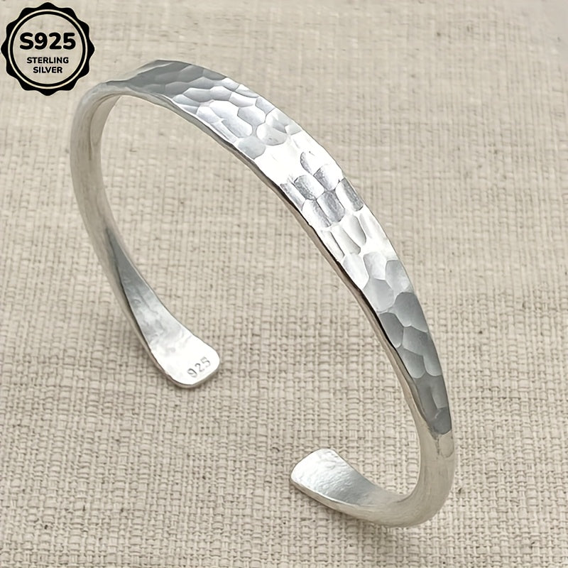 Bracelet manchette martelé en argent sterling 925 – Jonc ouvert fait main avec texture ondulée, taille ajustable, bijou vintage bohème pour femme, maman, petite amie – Cadeau d'anniversaire, fête, Saint-Valentin