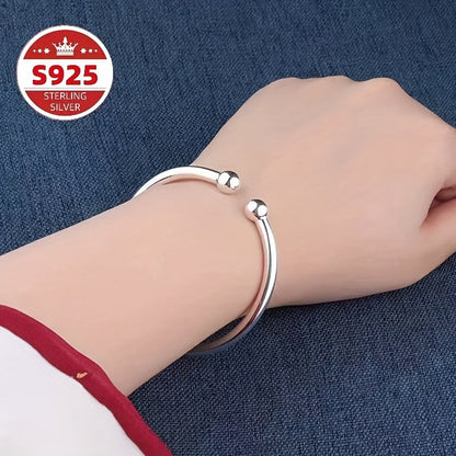 Bracelet jonc ouvert pour femme en argent sterling 925 avec perle nacrée – Bracelet élégant et réglable, hypoallergénique pour le quotidien, cadeau idéal pour la Saint-Valentin, la fête des mères et les anniversaires