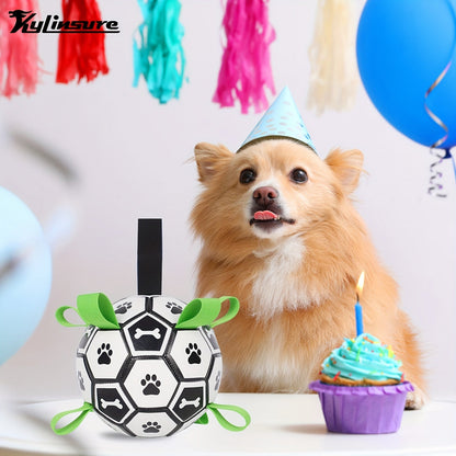 Jouet pour chien en forme de ballon de football avec sangles – Jouet durable pour jeux de traction et jeux d'eau pour chiens de petite et moyenne taille, inclut un embout de gonflage, cadeau idéal pour les chiots à Noël et pour les anniversaires