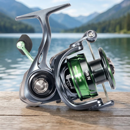 Moulinet de pêche Spinning SeaKnight série WR – 9+1BB, rapport de transmission 5.2:1, frein max 13 kg/28 lbs, frein à 3 disques en carbone, aluminium et acier inoxydable, moulinet pour eau douce et eau salée