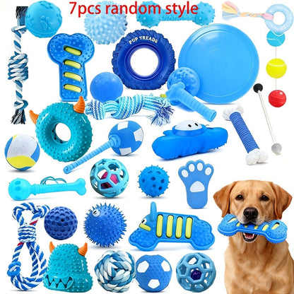 Ensemble de 7 jouets à mâcher pour petit chien, série bleue – Jouets pour animaux durables et résistants, assortiment de jouets grinçants et texturés pour les dents, l'ennui et le jeu interactif, styles aléatoires