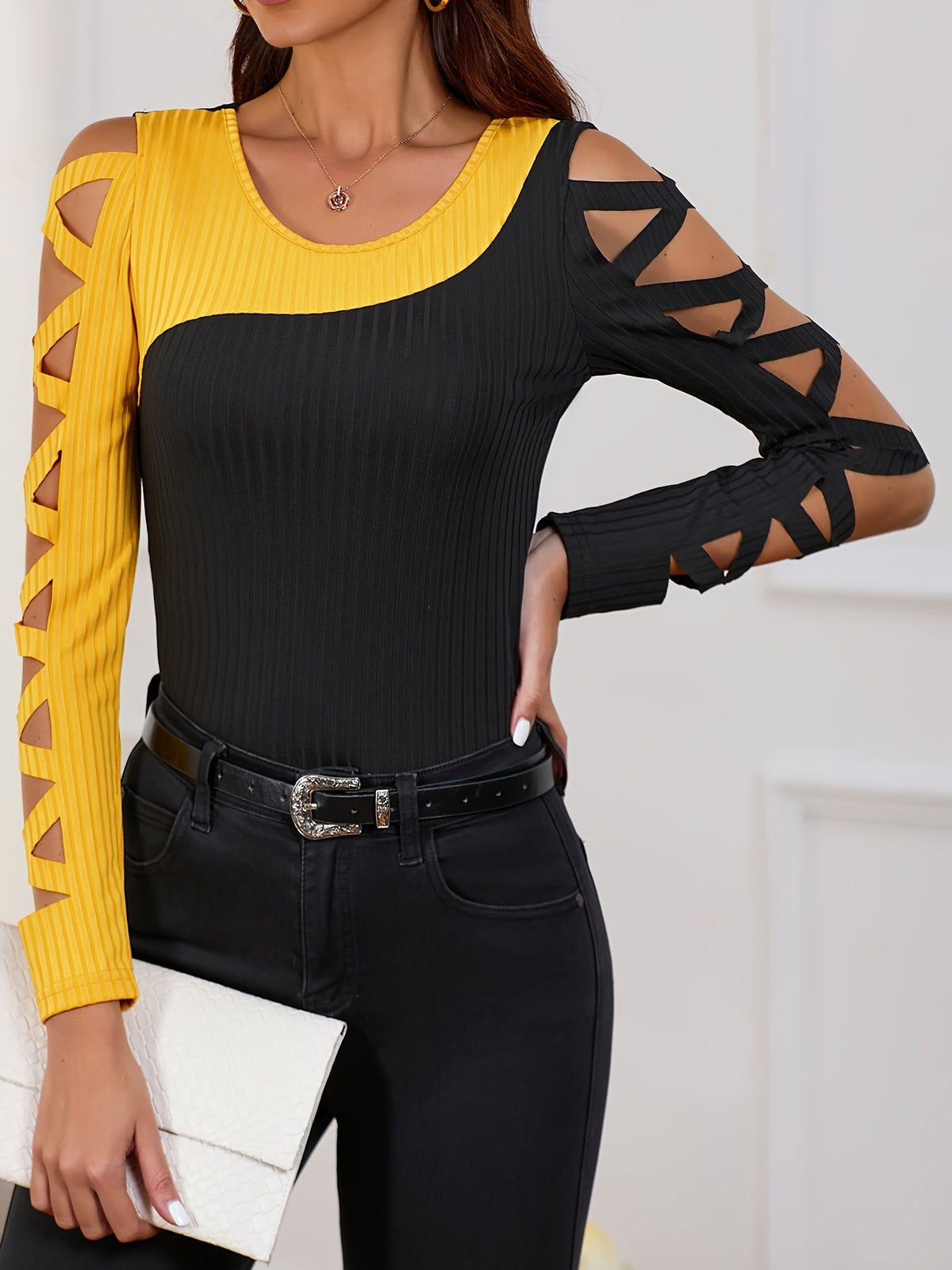Chemise asymétrique bicolore à manches longues et col rond pour femme - Haut en tricot color block pour le printemps, l'été, l'automne, le bureau ou le quotidien