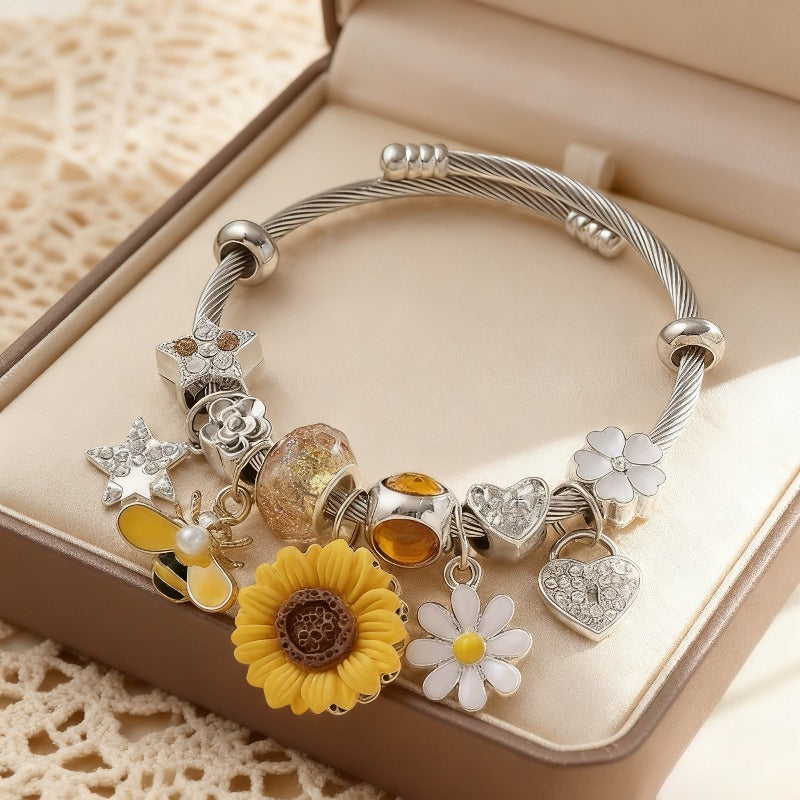 Bracelet à breloques multiples en or pour femme - Bijou de poignet bohème hypoallergénique à superposer pour l'automne et l'hiver, cadeau idéal pour elle pour la Saint-Valentin, Noël ou un anniversaire