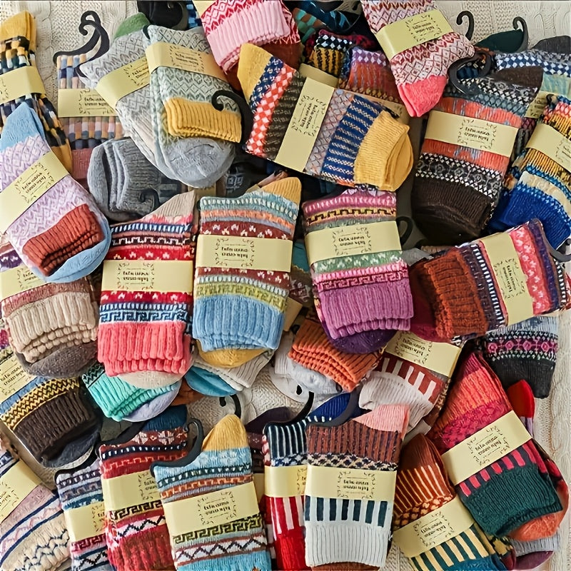Lot de 5 paires de chaussettes d'hiver épaisses pour femmes, chaussettes en maille polyester 200 g/m² chaudes et douces à motif écossais vif pour la randonnée, le ski et le temps froid – Cadeau d'automne/hiver pour les fêtes
