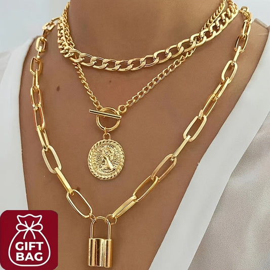 Ensemble de 3 colliers superposés plaqués or pour femme – Colliers empilables avec pendentif rond vintage en relief et breloque cadenas, parure de bijoux élégante avec pochette cadeau pour anniversaire, fête ou Saint-Valentin