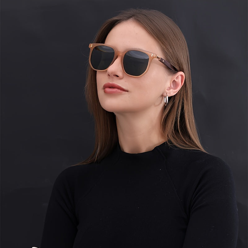 Lunettes de soleil unisexes vintage avec détails à clous, verres polarisés TR UV400 - Lunettes rétro style urbain pour hommes et femmes, idéales pour la conduite, les voyages et le quotidien, monture TR légère