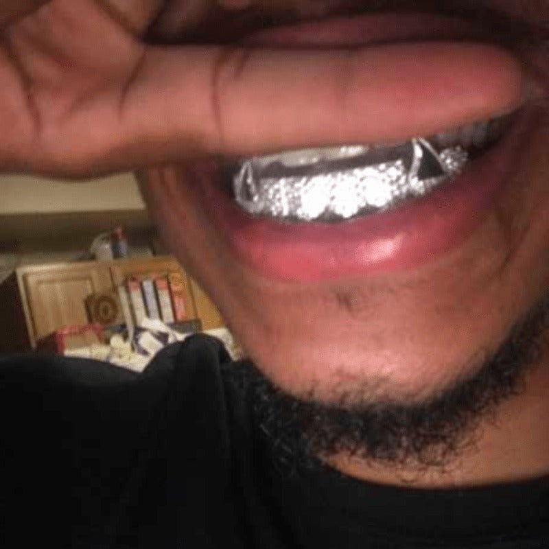 Set de 16 dents Hip Hop Grillz haut et bas – Grillz dentaires style punk, or et argent, pour rap, cosplay, Halloween et spectacles