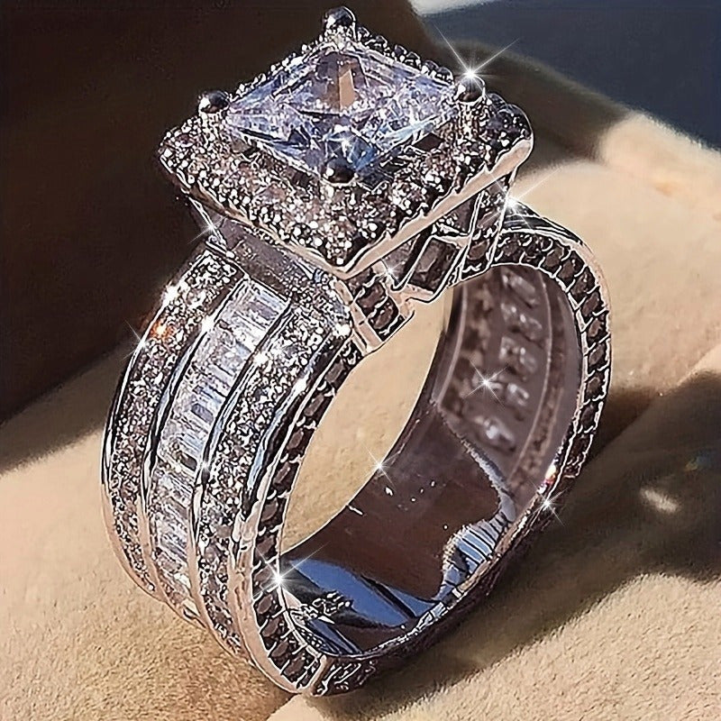 Bague de fiançailles pour femme en argent sterling 925 avec oxyde de zirconium carré – Bague de mariage solitaire classique à 4 griffes, bijou de mariage pour elle