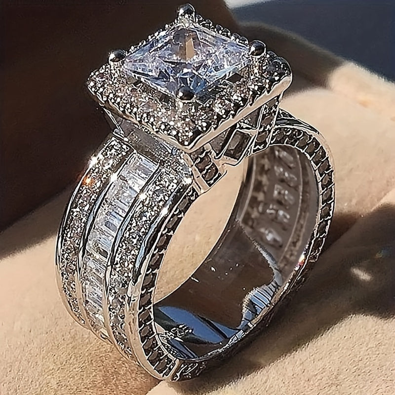 Bague de fiançailles pour femme en argent sterling 925 avec oxyde de zirconium carré – Bague de mariage solitaire classique à 4 griffes, bijou de mariage pour elle
