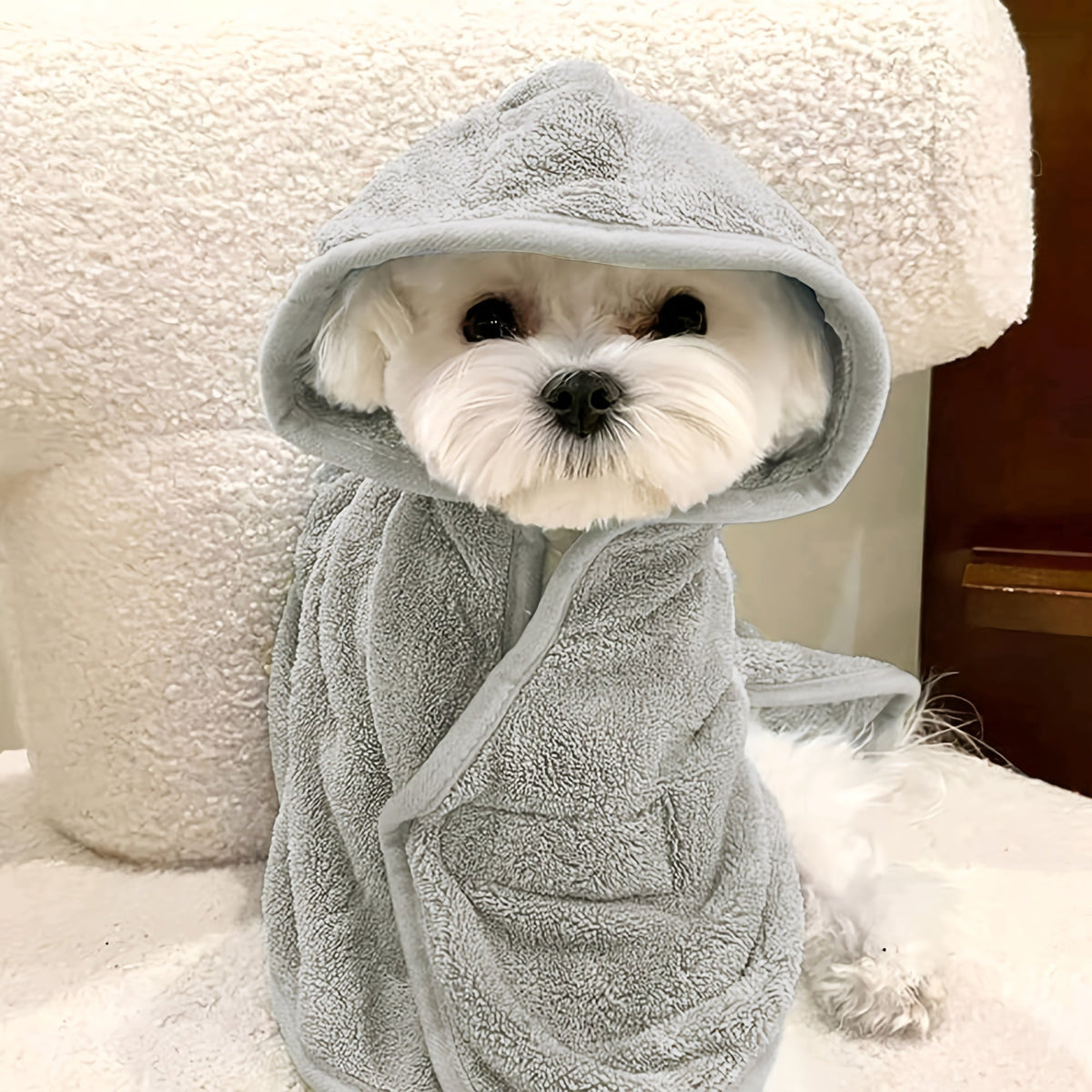 Peignoir ultra-absorbant pour chiens et chats - Serviette en microfibre douce à séchage rapide avec fermeture sécurisée pour petits chiens, chats et chatons, confort toutes saisons, 6 couleurs et tailles S M L