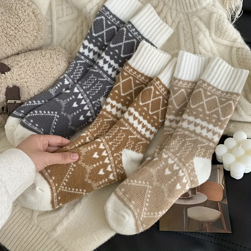 Lot de 5 paires de chaussettes thermiques d'hiver pour femme – Chaussettes mi-mollet chaudes et duveteuses à motif losanges ethniques, tissu doux et confortable pour les trajets en extérieur et au quotidien, multicolores
