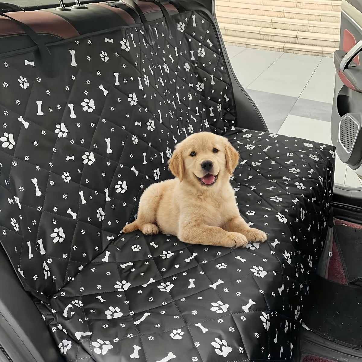 Housse de siège auto pour chien pour siège arrière – Imperméable, antidérapante et anti-rayures, protège-siège lavable compatible avec accoudoir, convient à la plupart des voitures, SUV et camions, motif fleurs et crânes noir