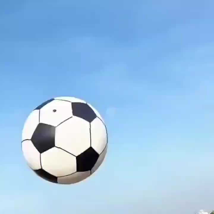 Ballon de football gonflable géant de 102 cm - Jouet d'extérieur extra large pour fêtes à la piscine, jeux de jardin, plage et aire de jeux, ballon de décoration de fête réutilisable pour enfants et adultes