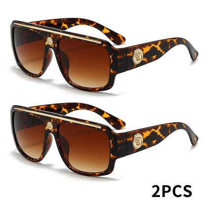 Lot de 2 lunettes de mode carrées Cyberpunk pour homme avec monture en métal – Lunettes de soleil légères style urbain pour homme, 8 options de couleur, usage quotidien et cadeau